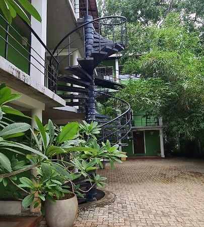 Le Tamarin Guest House Auroville Ngoại thất bức ảnh