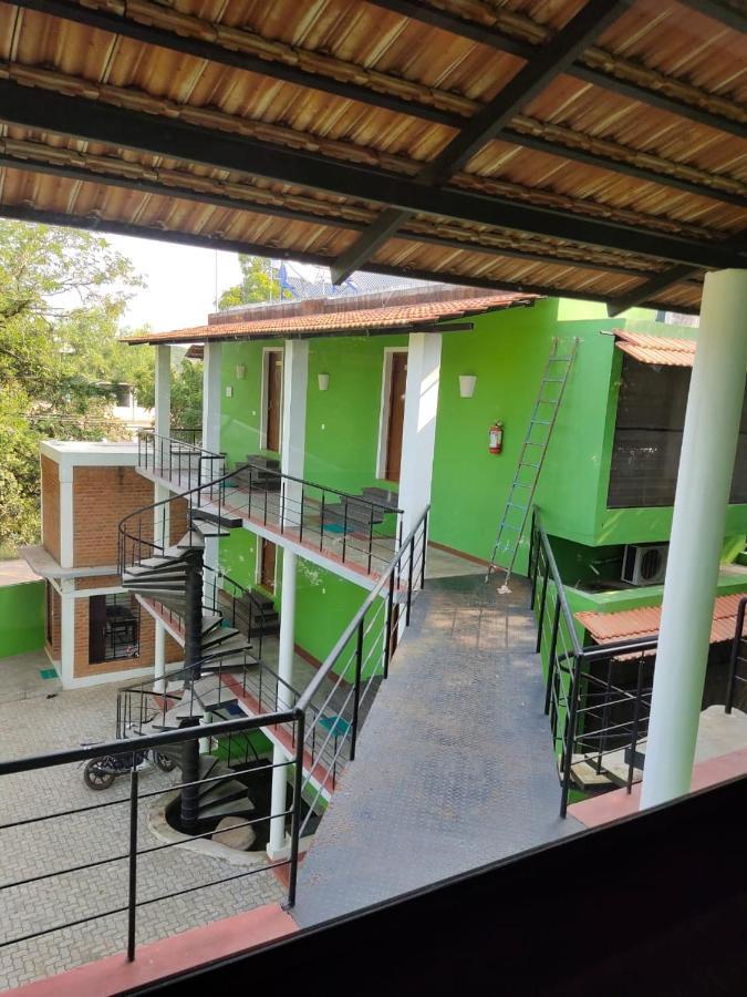 Le Tamarin Guest House Auroville Ngoại thất bức ảnh